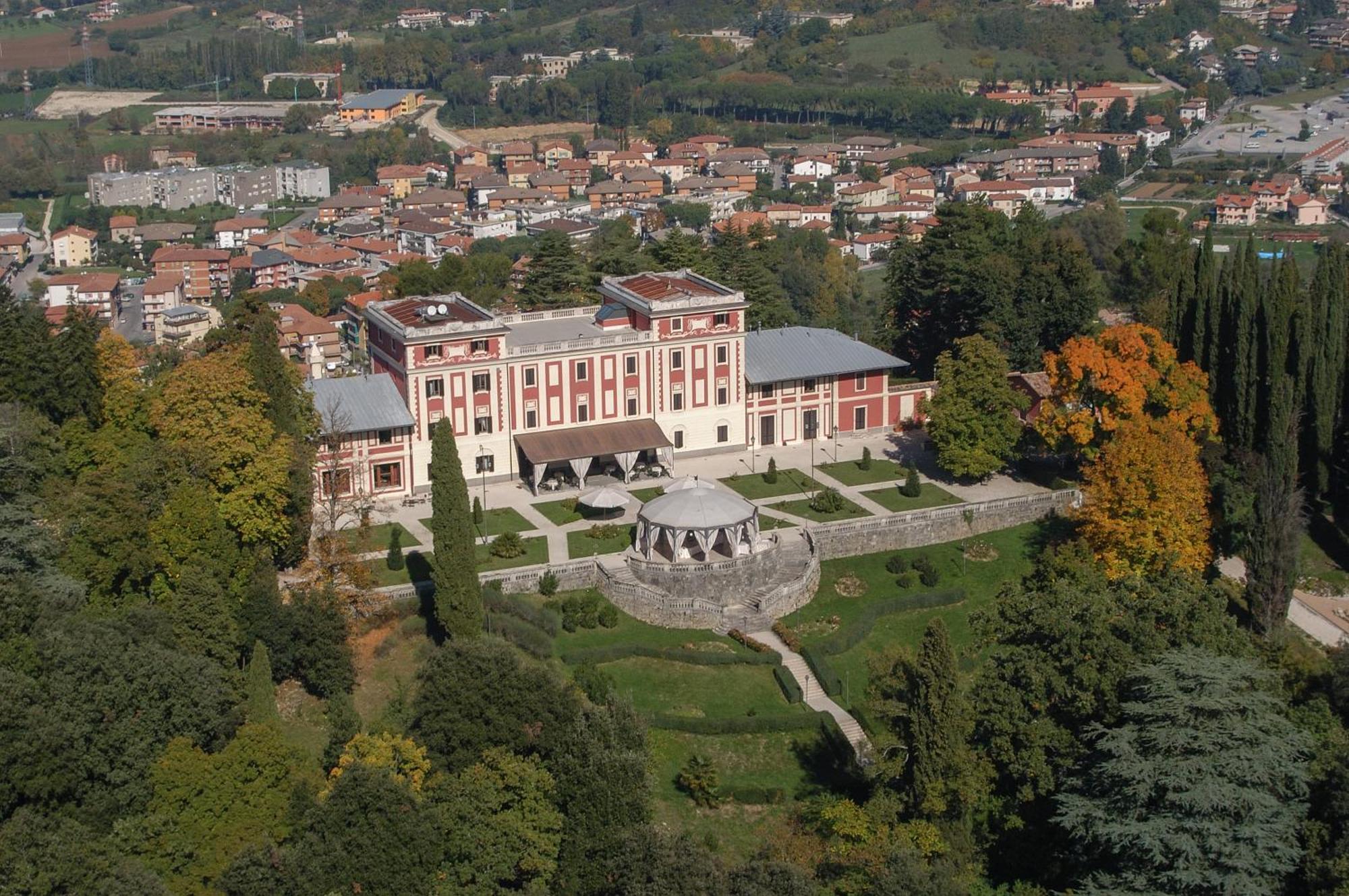 Park Hotel Villa Potenziani رييتي المظهر الخارجي الصورة